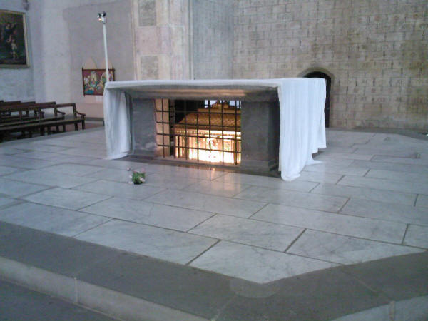 altar