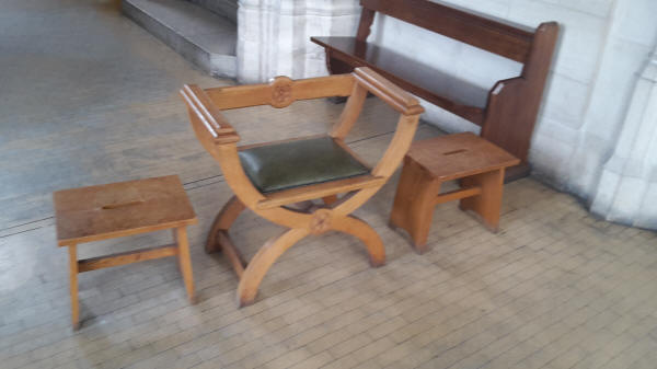 church_furniture