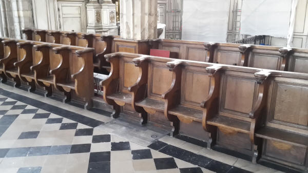 church_furniture